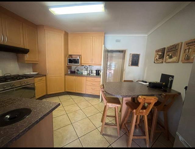 3 BEDROOM HOUSE FOR SALE IN FLORIDA GLEN